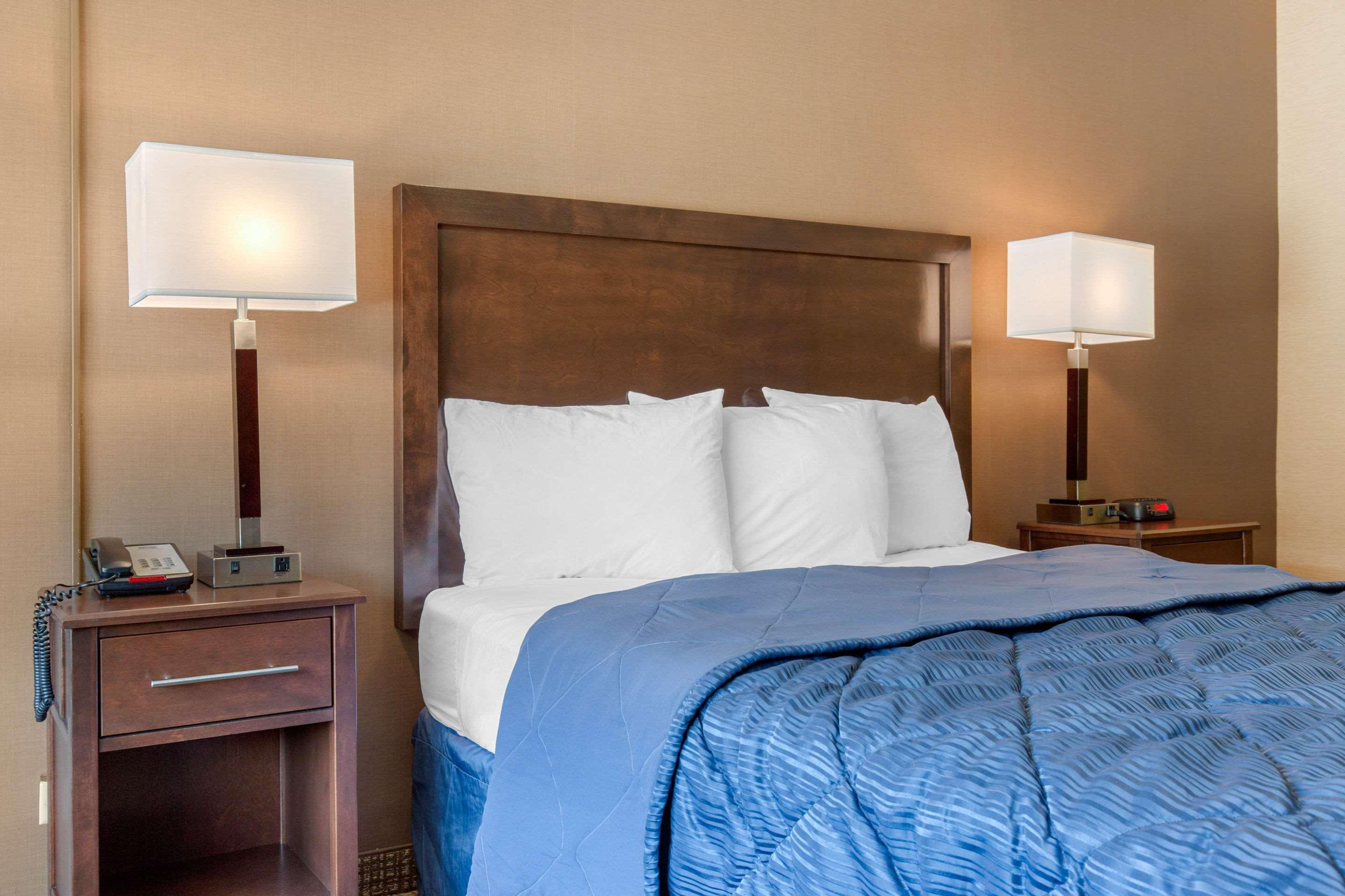 Rodeway Inn Чикаго Экстерьер фото