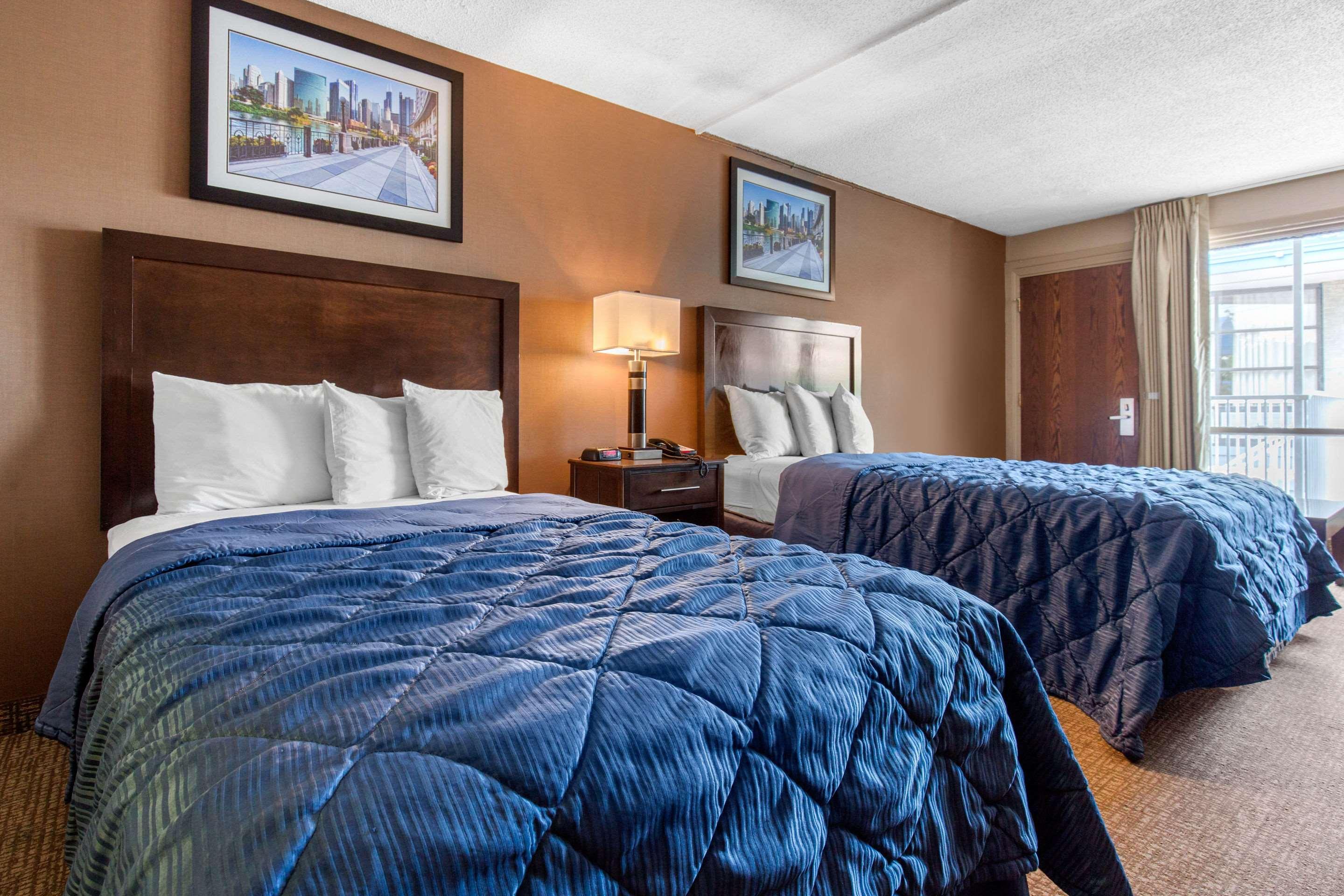 Rodeway Inn Чикаго Экстерьер фото