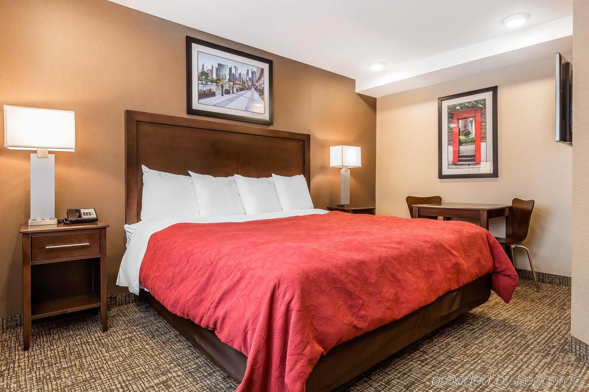 Rodeway Inn Чикаго Экстерьер фото
