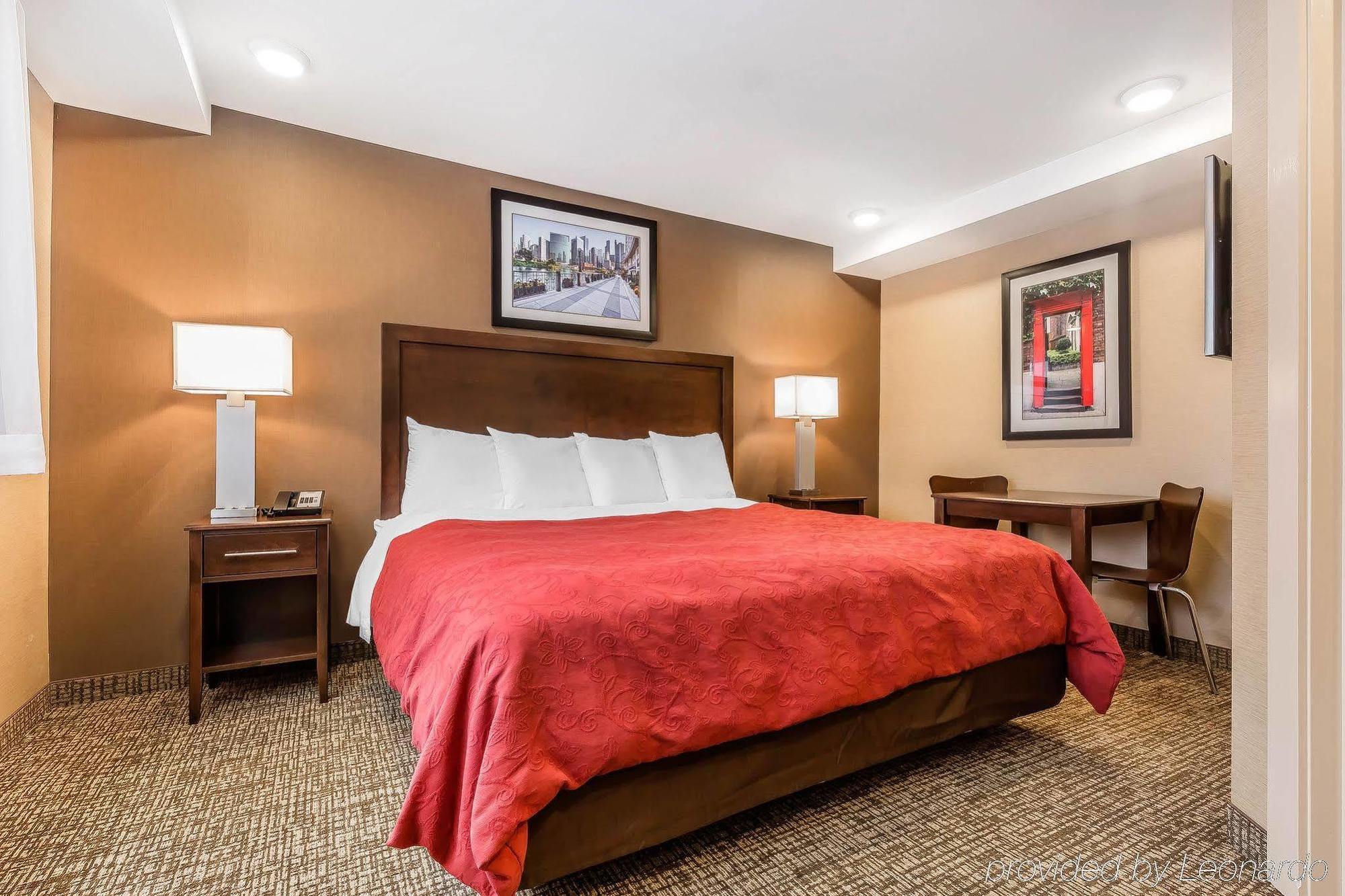 Rodeway Inn Чикаго Экстерьер фото
