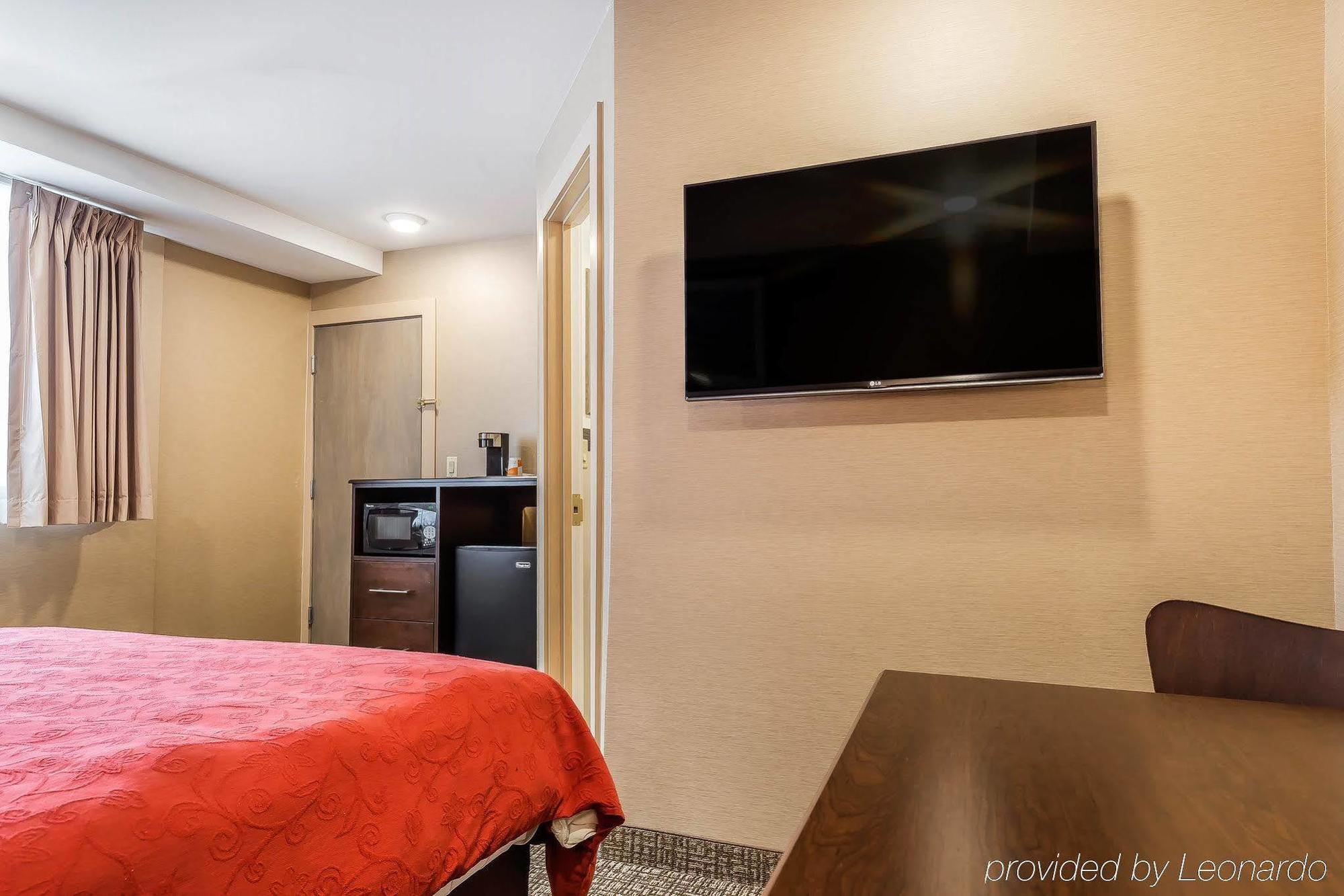Rodeway Inn Чикаго Экстерьер фото