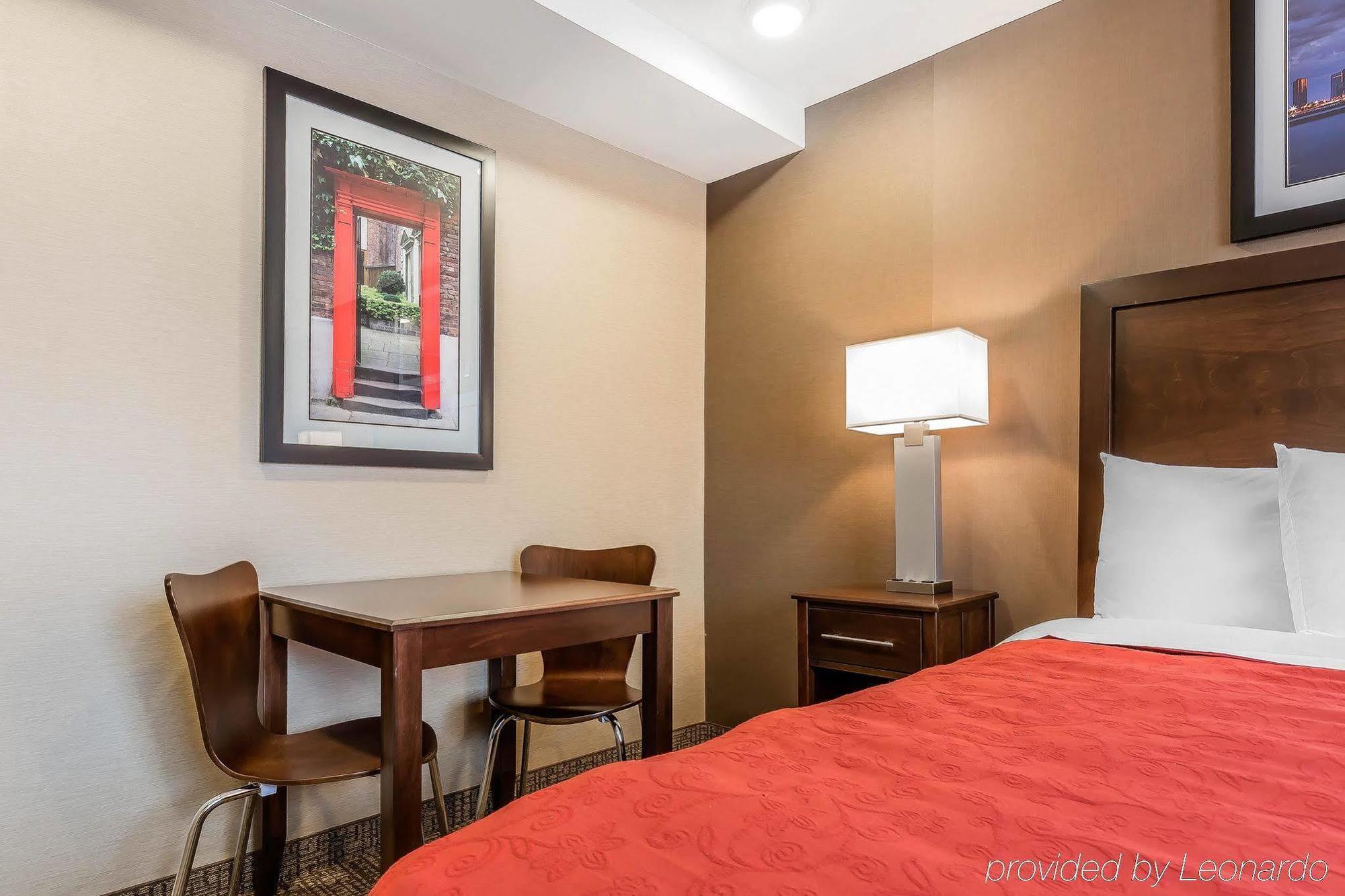 Rodeway Inn Чикаго Экстерьер фото