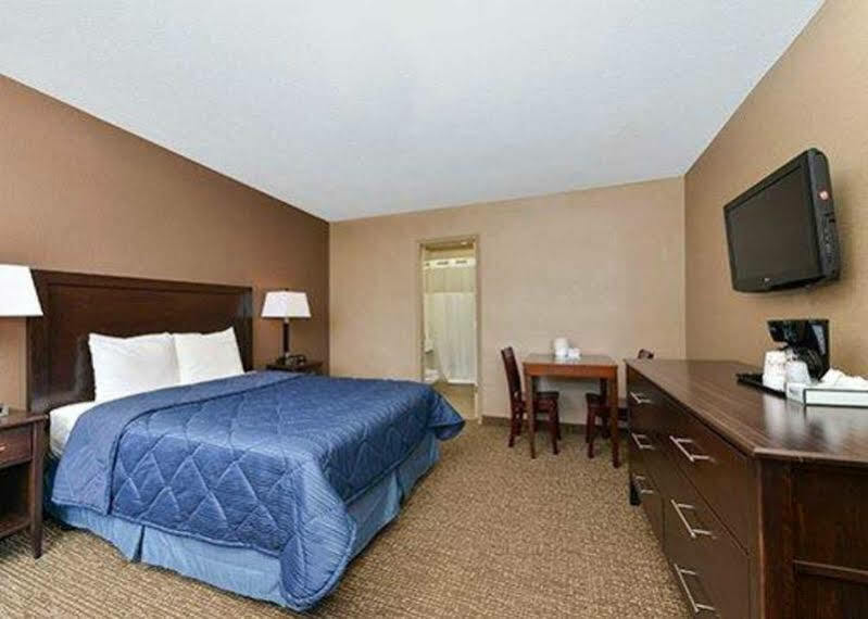 Rodeway Inn Чикаго Экстерьер фото